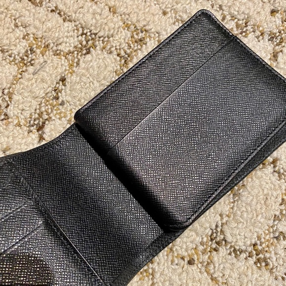 Louis Vuitton men’s wallet - Picture 8 of 15